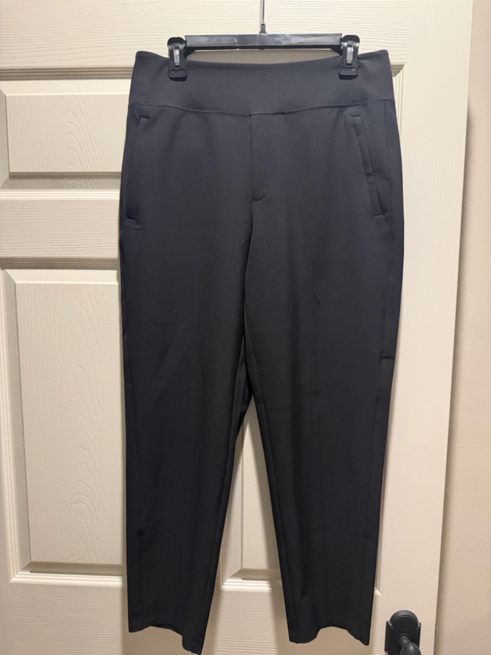 Athleta Black Endless Ponte Ankle Pants - Like New!!